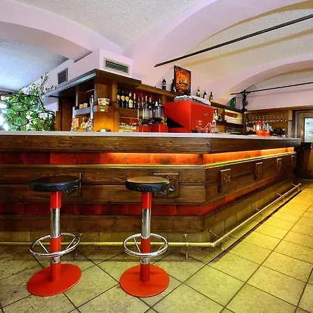 Hotel Mittagskogel 3*