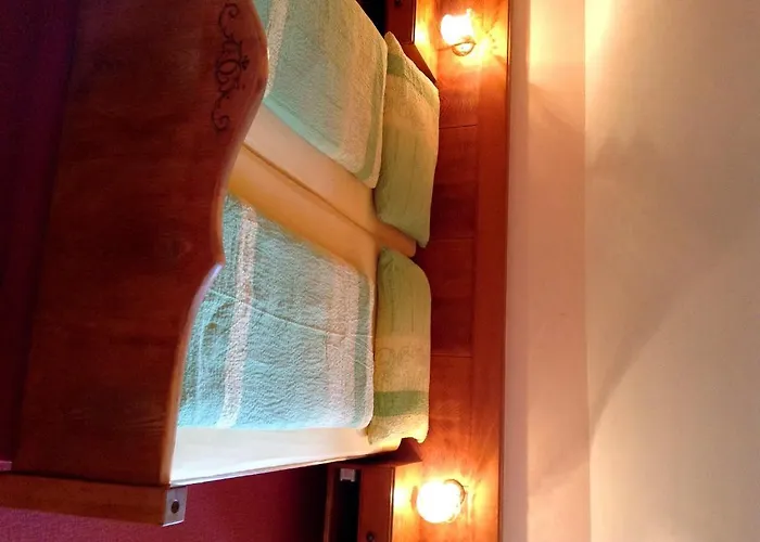 호텔 Mittagskogel 3*