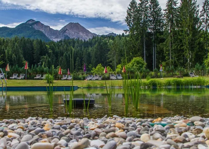 Mittagskogel 3* 레데닛젠